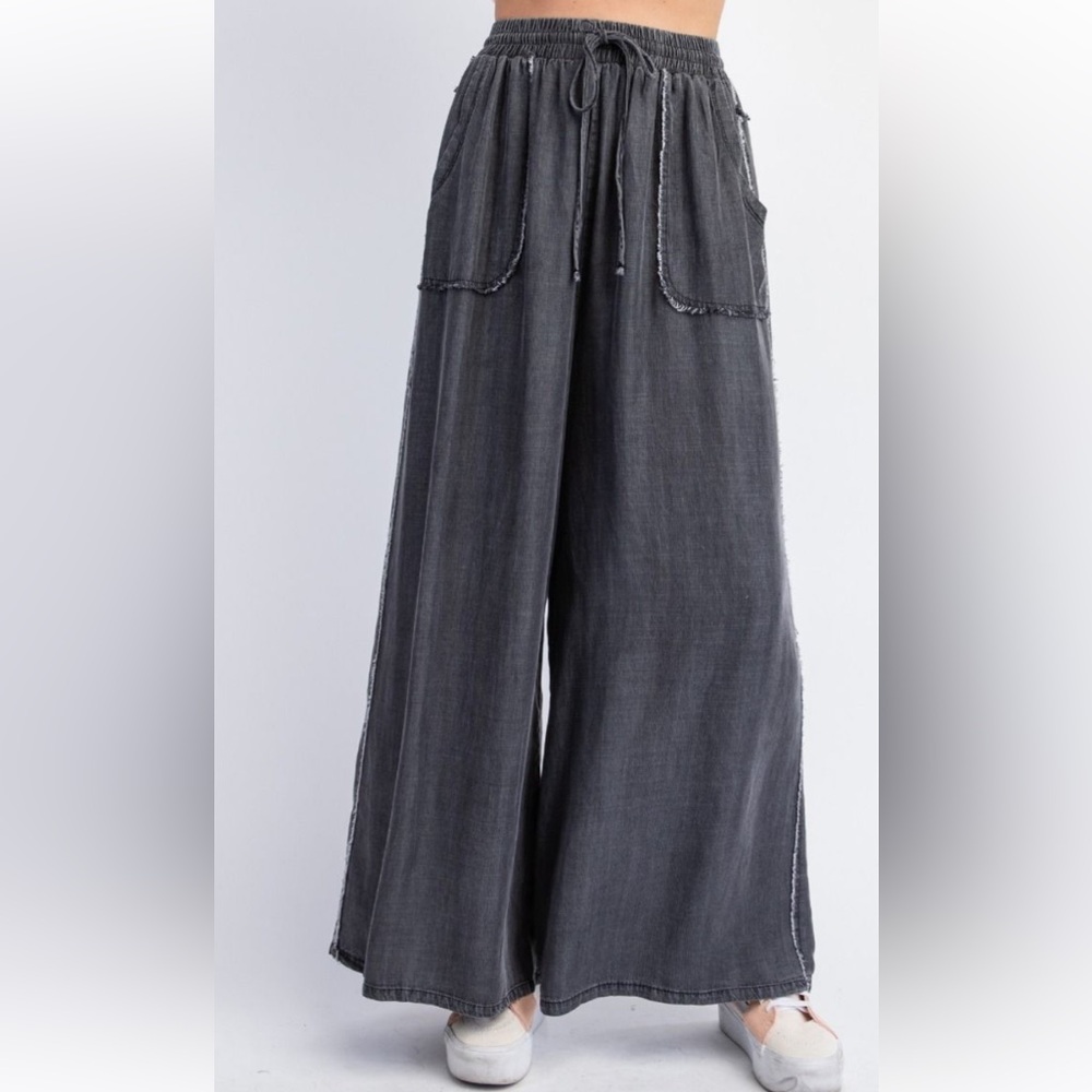 393 🌻EASEL WIDE LEG WASHED DENIM PANTS
